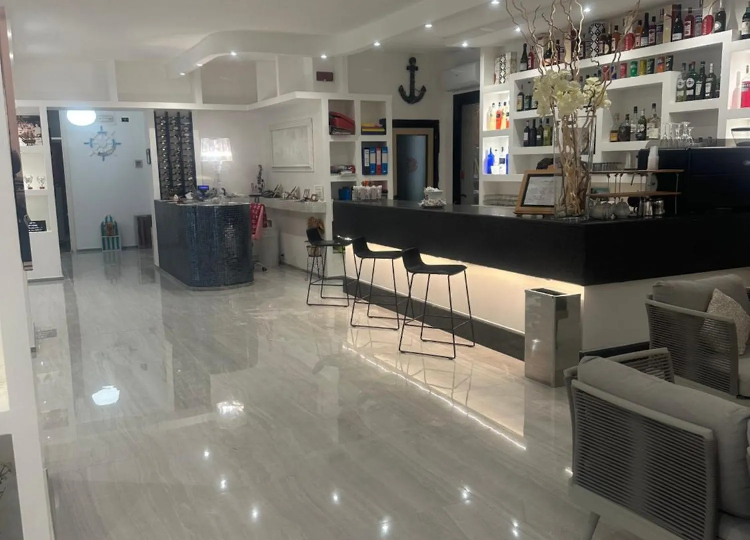 Hotel La Pergola Беллария-Иджеа-Марина