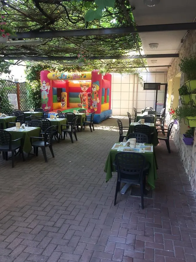 Hotel La Pergola Беллария-Иджеа-Марина 3*,  Италия