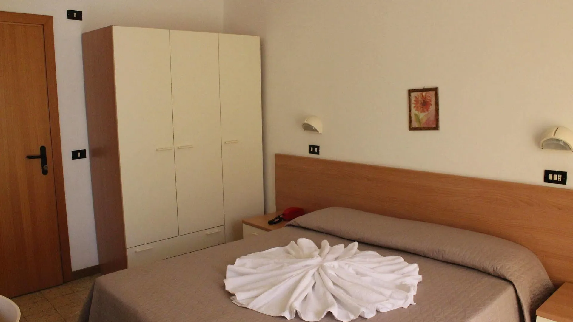 Hotel La Pergola Bellaria-Igea Marina 3*,  Italy